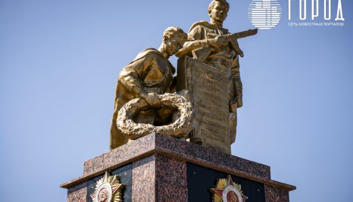 Мемориал советским воинам в Крымске как символ памяти павшим героям