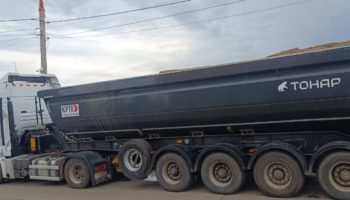 Парковка большегрузов Крымск