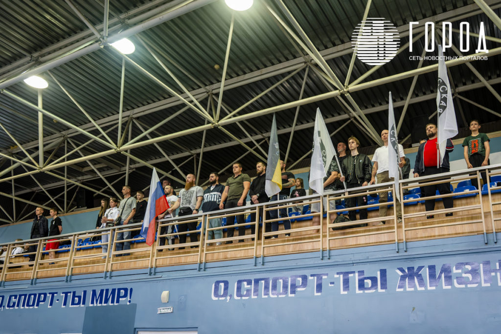 "Русская дружина" во время минуты молчания