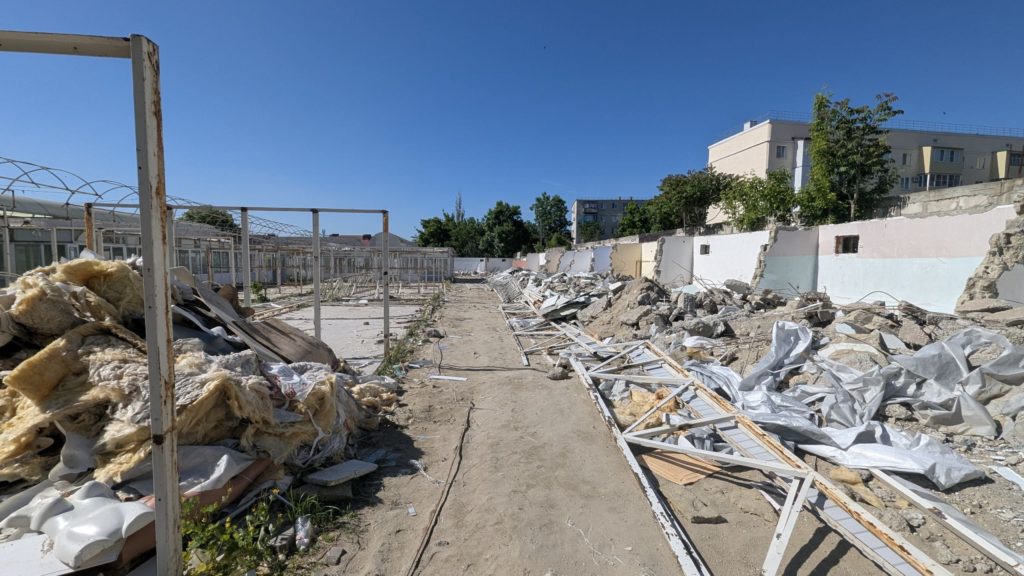 Вещевой рынок «Паллада» в Крымске доживает последние дни