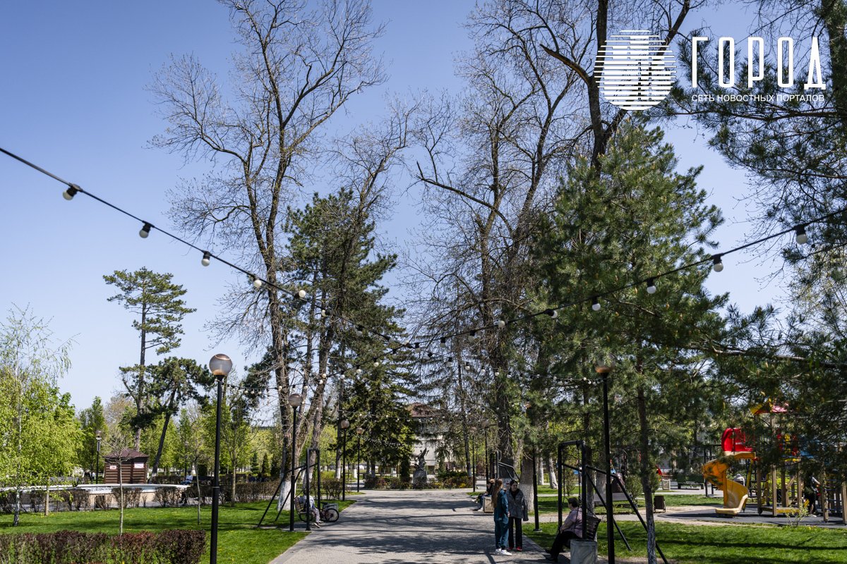 Афиша праздничных мероприятий в День России в Крымске