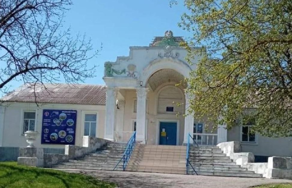 ДК в станице Неберджаевской Крымского района
