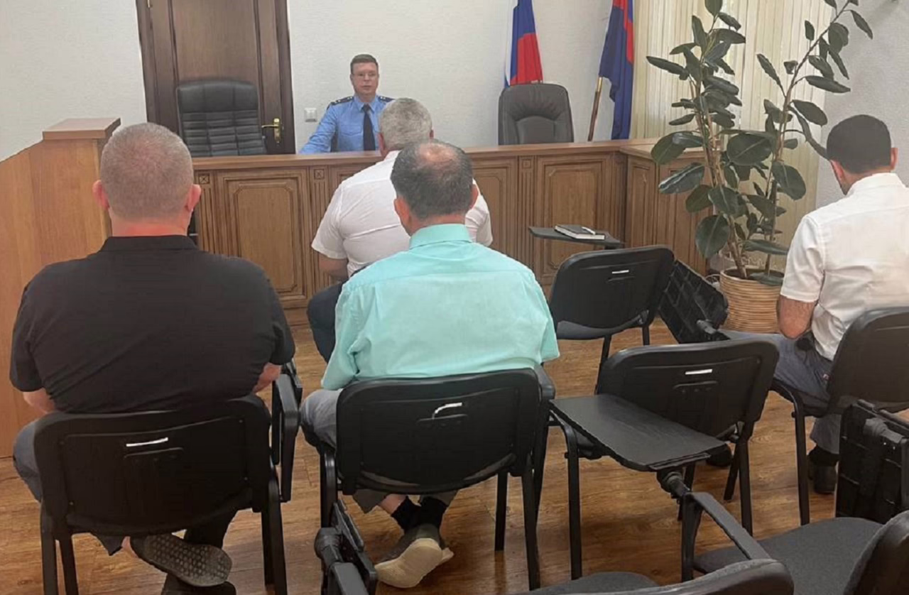 Прокуратура провела совещание по подготовке к отопительному сезону в Крымске