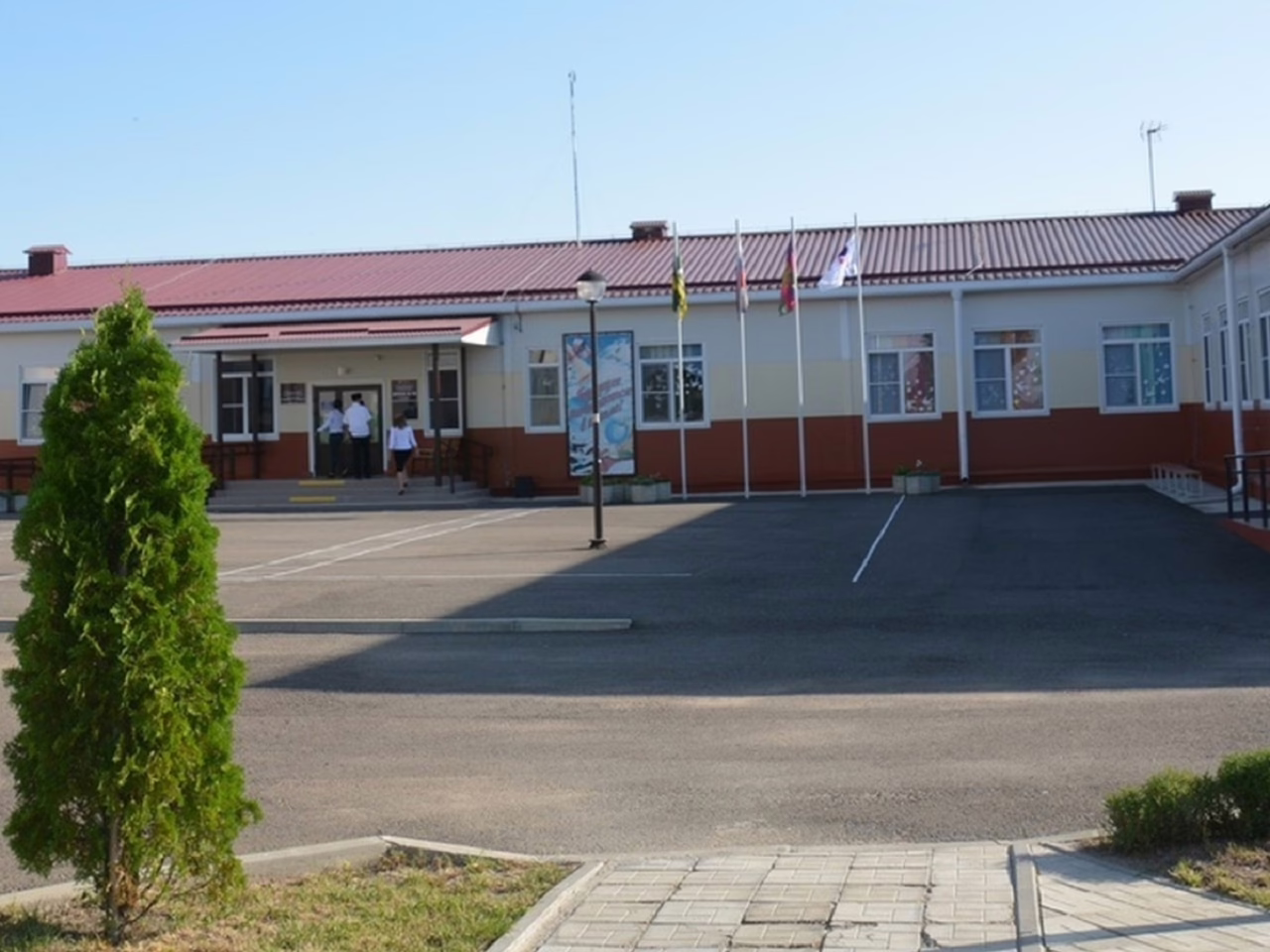Прокуратура в Крымске через суд заставила школы соблюдать правила