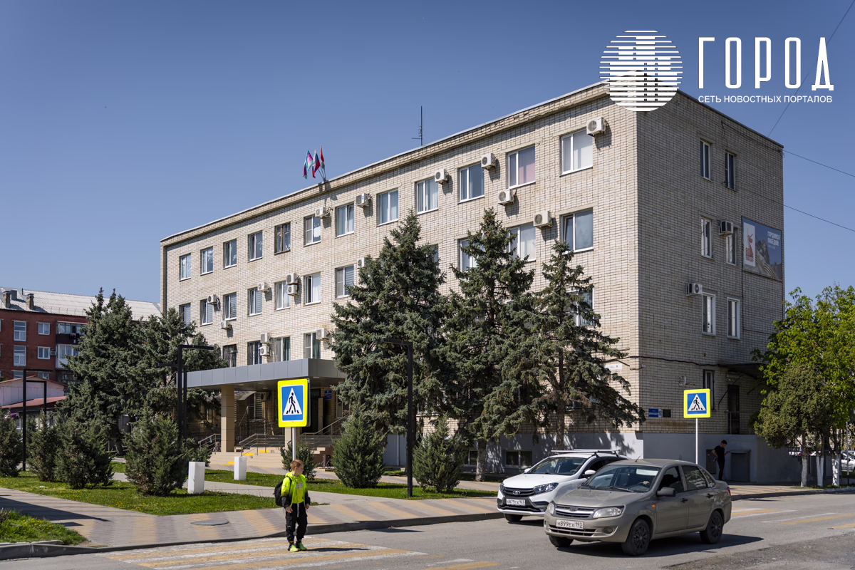 Зарплаты руководителей всех муниципальных учреждений Крымска раскроют публично