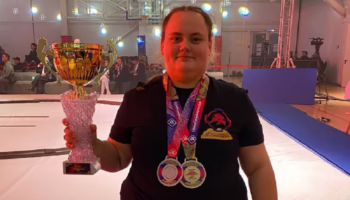 Сумоистка из Крымского района завоевала серебро на международном турнире
