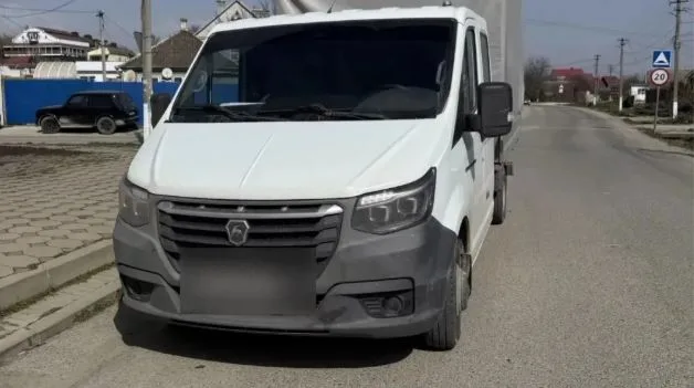 У водителя-лихача из Крымского района забрали машину за миллионный долг по штрафам