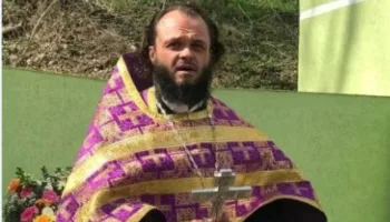 Раскрыли причину раздора между священником и чиновницей в Крымском районе