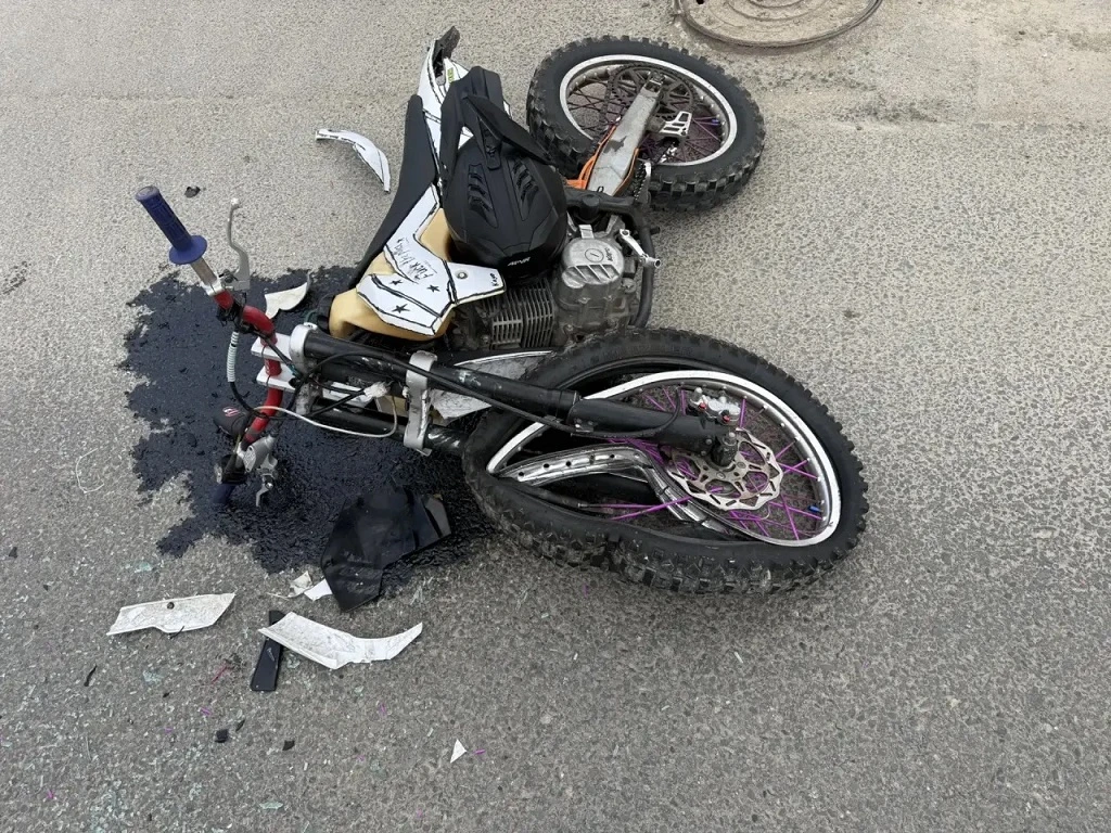 Студент из Крымска после штрафа за «байк-шоу» без прав разбился на мотоцикле
