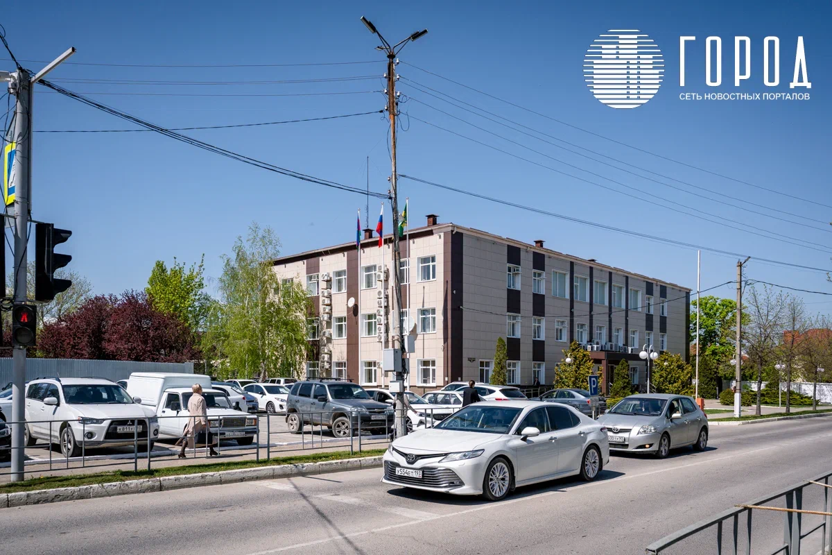 Кто занимает пост замглавы Крымского района