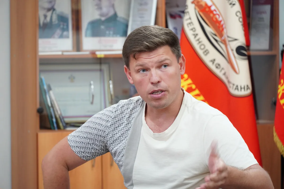 Жители Крымского района пожаловались Александру Ниниеву на отсутствие дорог, газа, воды и высокие тарифы